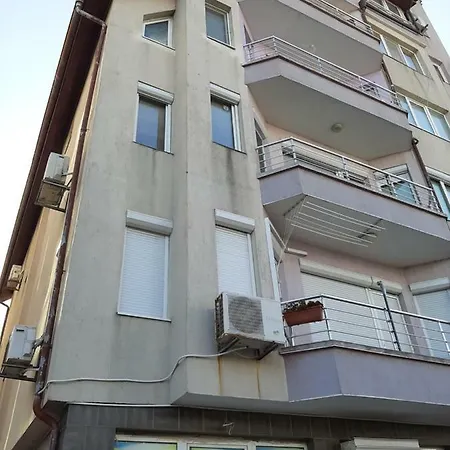 Студия 2 Apartment
